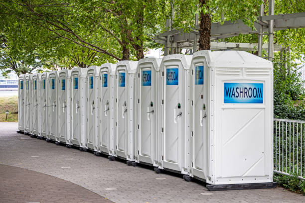 Best Portable restroom trailer rental  in Longboat Key, FL